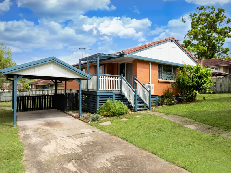 BACK TO THE RENTAL MARKET AFTER KITCHEN & BATHROOM RENOVATIONS!