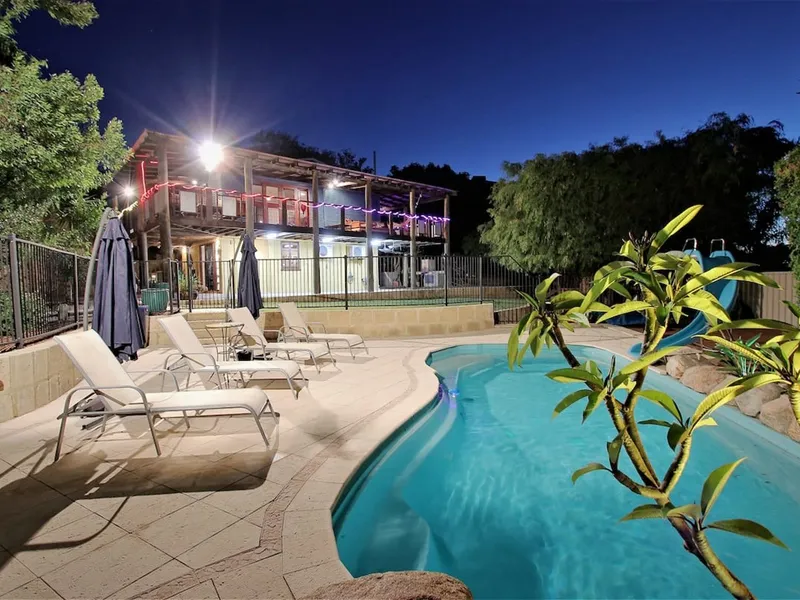 Executive Beach Residence! 