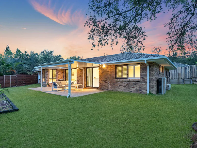 SPACIOUS & IMMACULATE FAMILY HOME