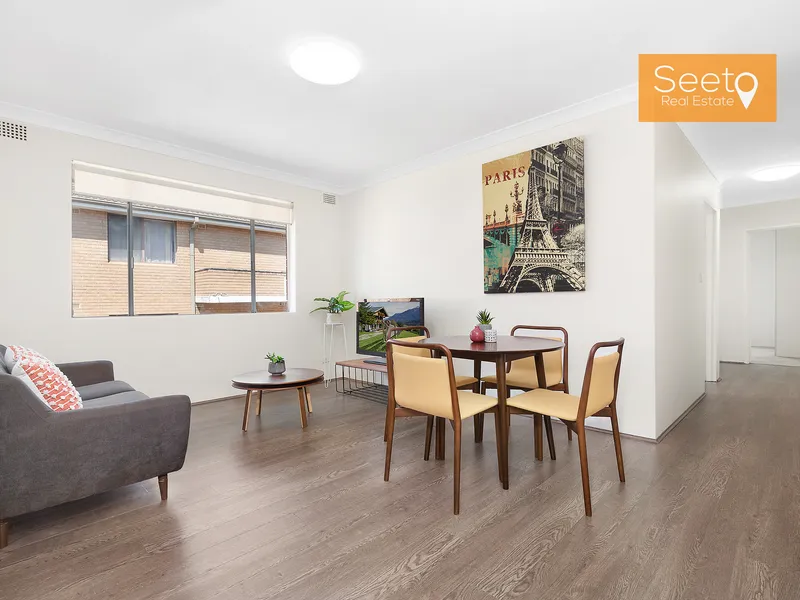 Fully Renovated Walk to Station