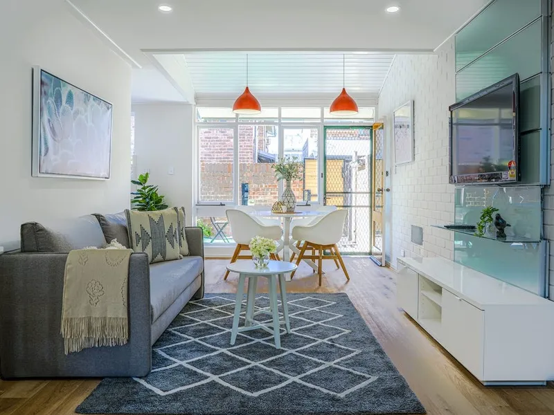 Unfurnished Townhouse in the Heart of Adelaide City  - Available Now
