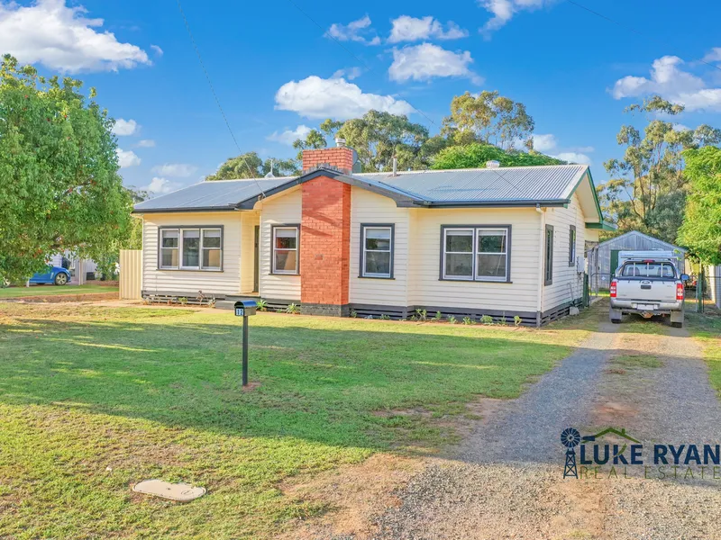 NEAT AND TIDY FAMILY HOME