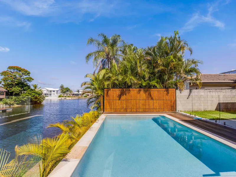 Charming single level waterfront gem