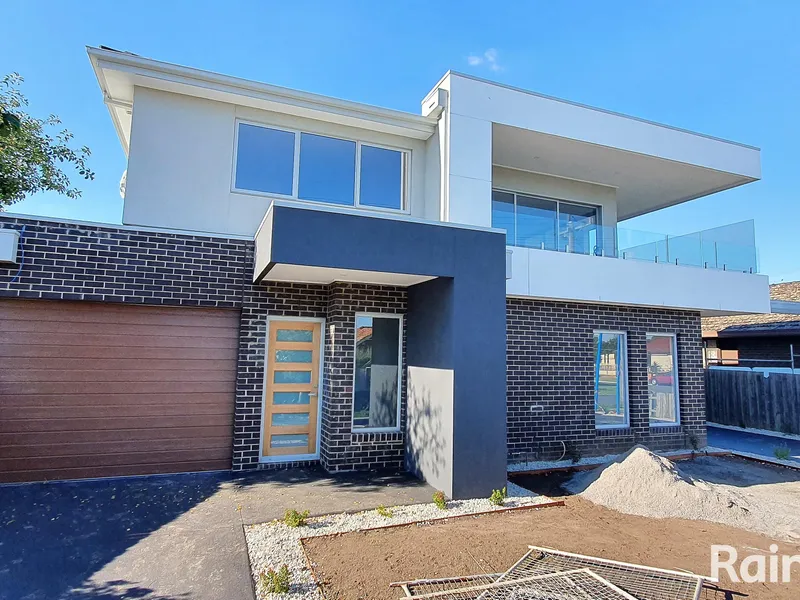 Simply The Best View 