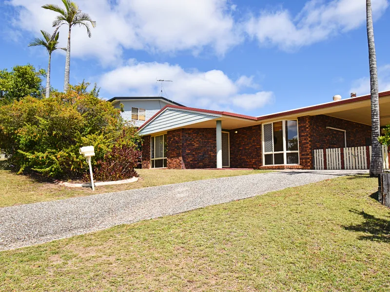 Spacious & Air Conditioned Family Home