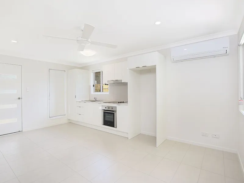 Modern Rental in Little Mountain - Convenient and Contemporary Living