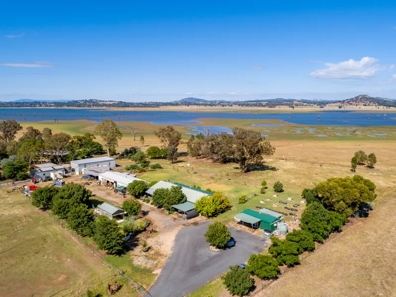 “Nebraska Park” - Hume Weir in Your Backyard