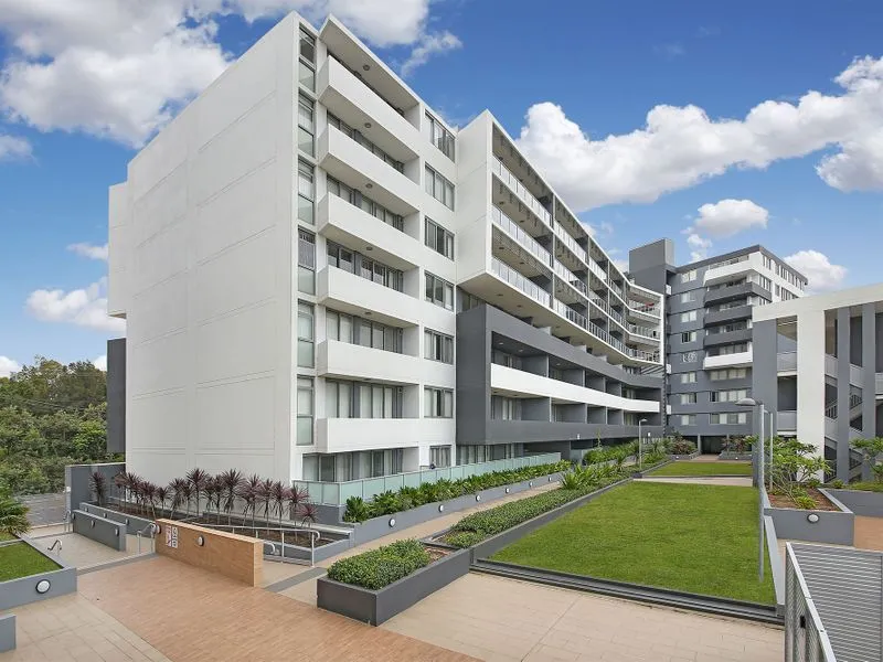 North Facing Level 9 One Bedroom Apartment For Lease