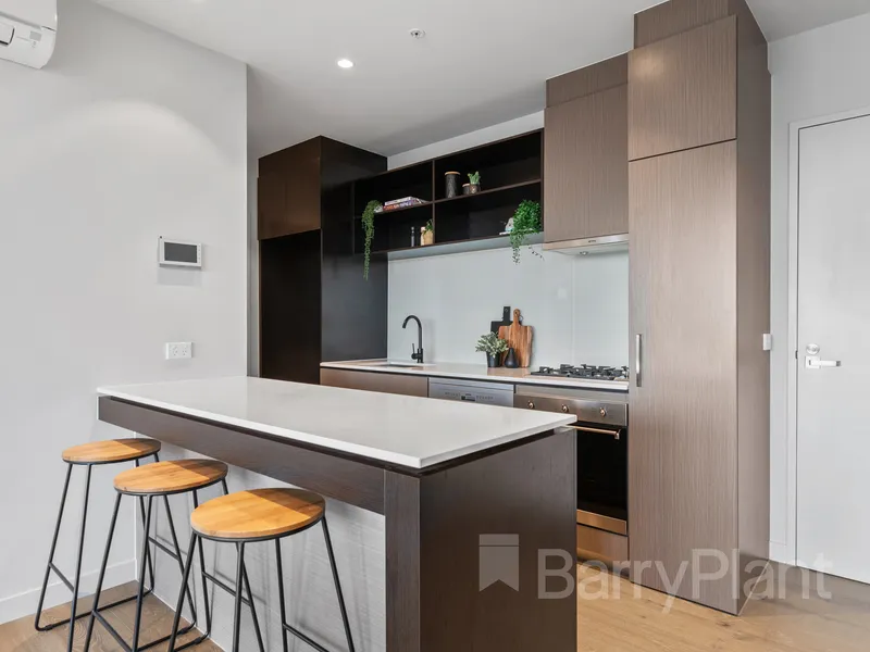 5th Floor Penthouse Dream.