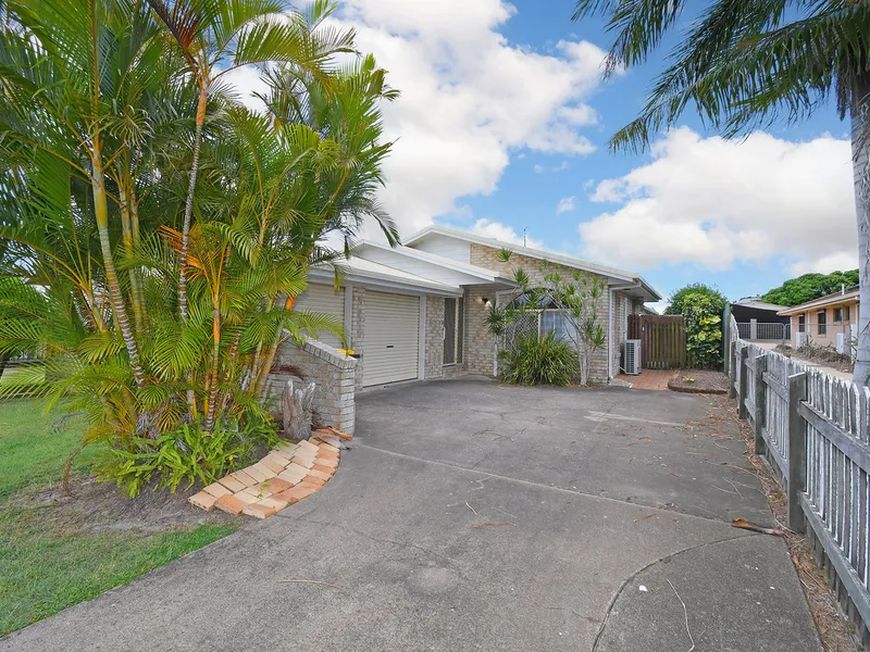 Great Location with Potential in Point Vernon