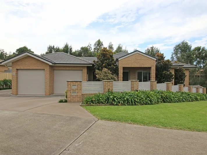 Large covered Courtyard.. Ducted Air Conditioning