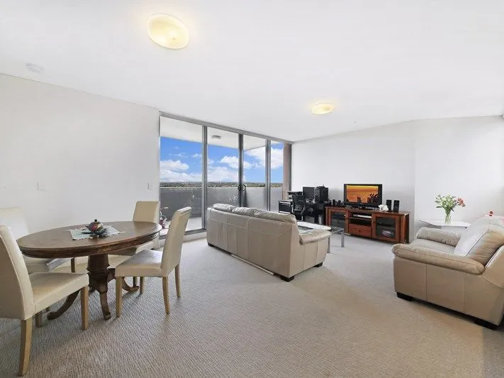 Ultra modern 2 bedroom apartment with amazing 180 degree views