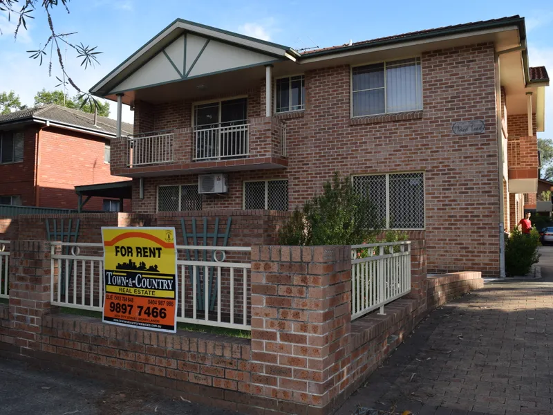 Modern 3 bedroom townhouse