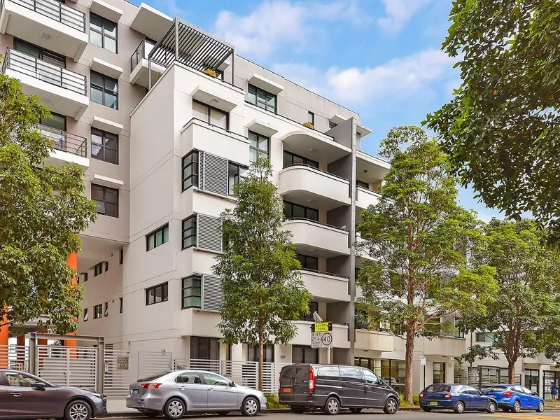 Furnished 3 Bedroom With Parking