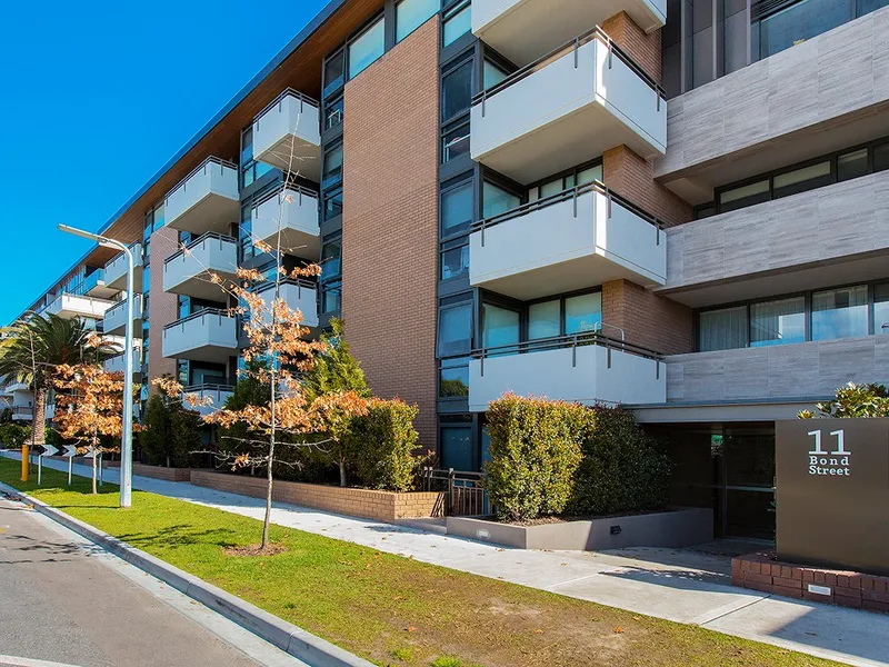 409,11 Bond St, Caulfield North VIC 3161