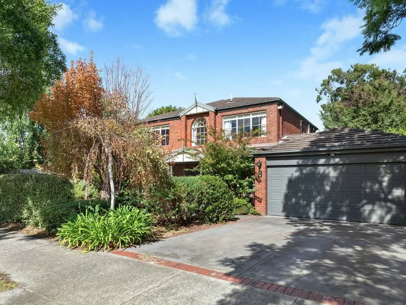 Bayside Family Entertainer in Central Location