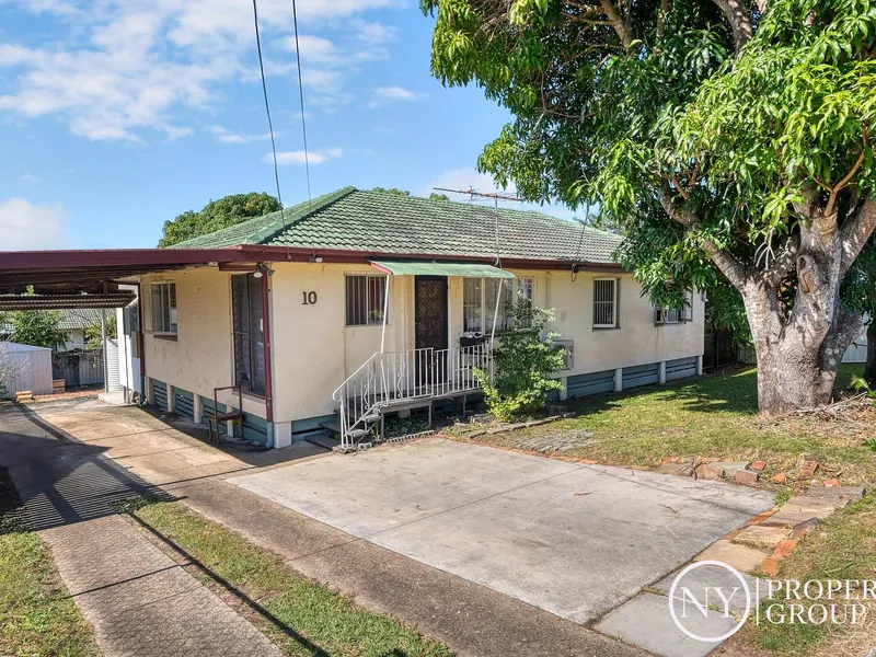 A CLASSIC PROPERTY, CLOSE TO SHOPS, LOCAL SCHOOLS, KINDERGARTEND, GREAT INVESTMENT OPPORTUNITY FOR INVESTORS!