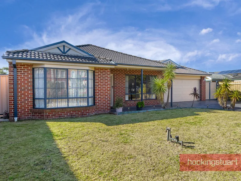 Massive Home, Single Level Convenience and Quiet Court Setting!