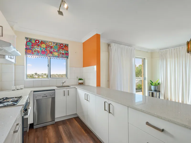 Location, Convenience, Lifestyle - North East Facing - Spectacular Outlook !
