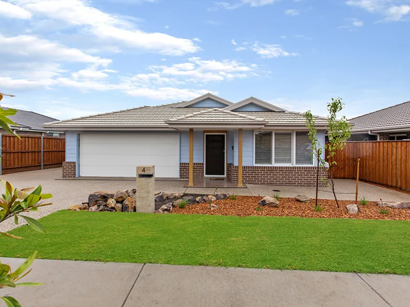 Beautiful three bedroom home - 4 Malachite St, Chisholm NSW 2322