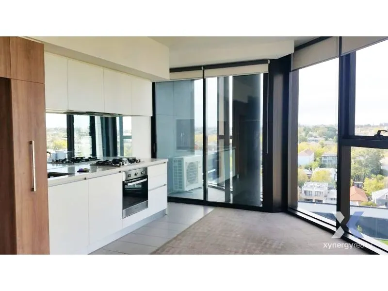 GREAT One Bedroom at VOGUE Complex South Yarra!