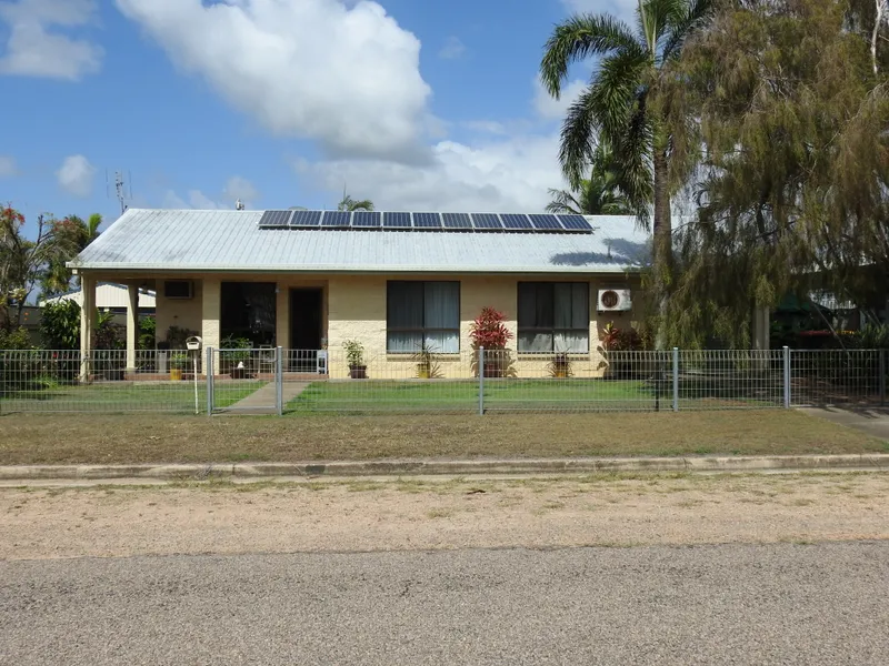 Family home in cool coastal community