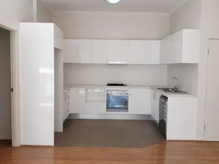 Modern 2 Bedroom Apartment