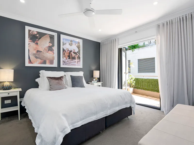 Two Bedroom Unit in Prime Darlinghurst Location