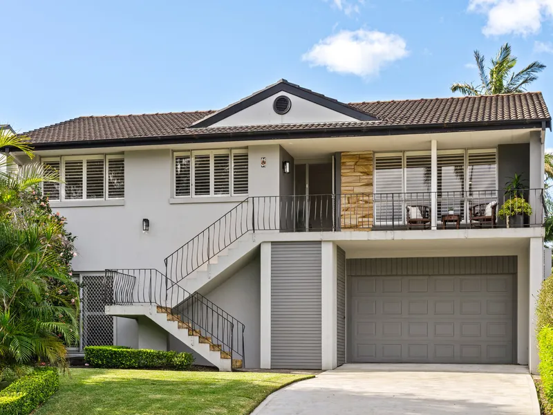 Family Entertainer in a Central Location