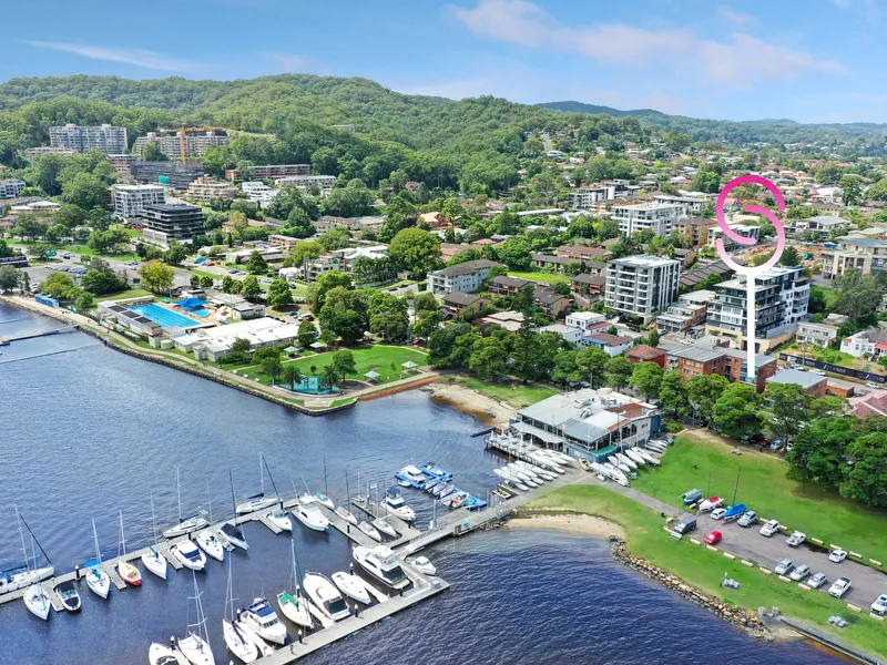 Prized Entry Point in Prestigious Point Frederick