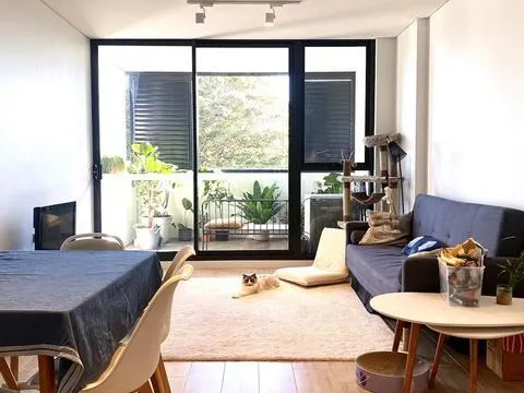 Full Furnished 1 Bed 1 Bath Apartment with 1 Car Park