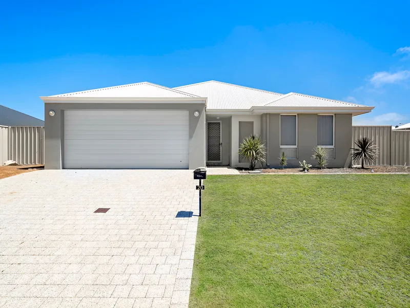 Start living the life you've always dreamed of! Buyer Negotiation Range $350,000 to $370,000