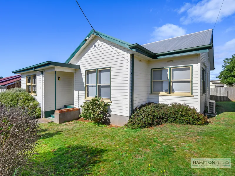 Character, Space, Almost Flat Block and a Hint of a Sea View!