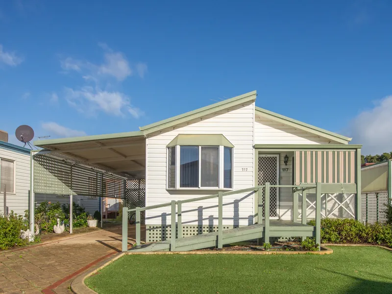 Looking for a change in lifestyle ?  Call Geoff 0407 987 255