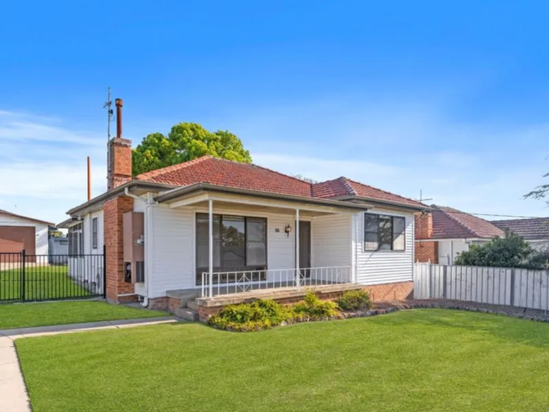 COMFORTABLE TWO BEDROOM HOME IN EAST MAITLAND