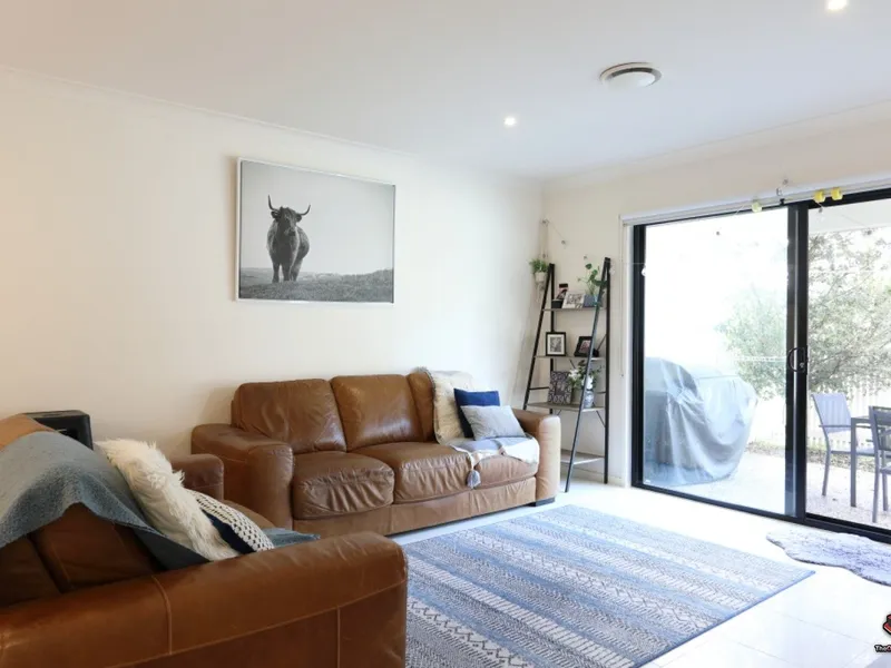 MODERN, SPACIOUS HOME WITH AMAZING VIEWS OF LAKE