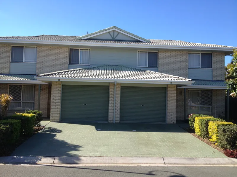 3 BED TOWNHOUSE IN GATED COMPLEX