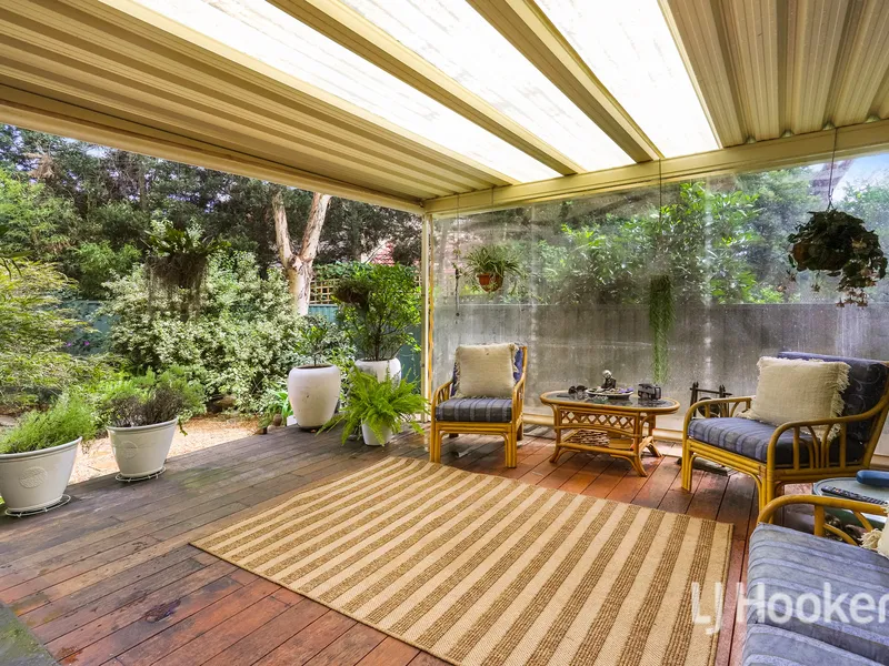 OOZING CHARACTER & CHARM