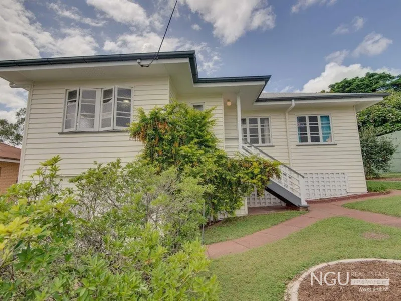 UNDER CONTRACT BY CHARLES KIMMORLEY!