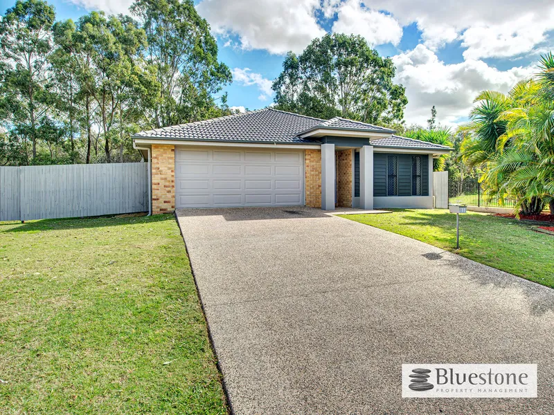 STYLE & SPACE with 2 LIVING AREAS - RESERVE POSITION with SIDE ACCESS