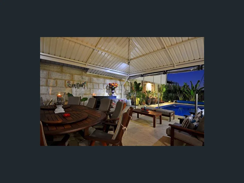 4 x 2 Family Home in Banskia Grove