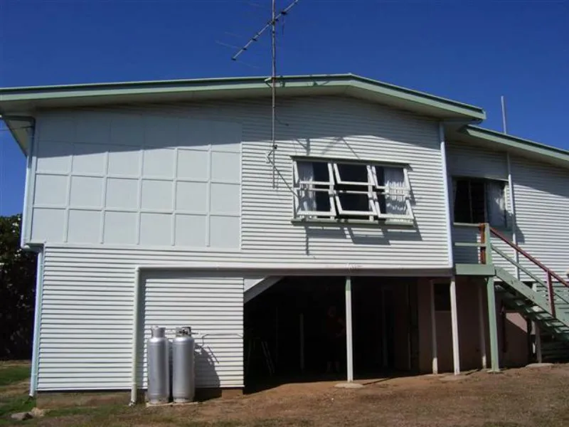 BOARDING HOUSE ROOM ONLY