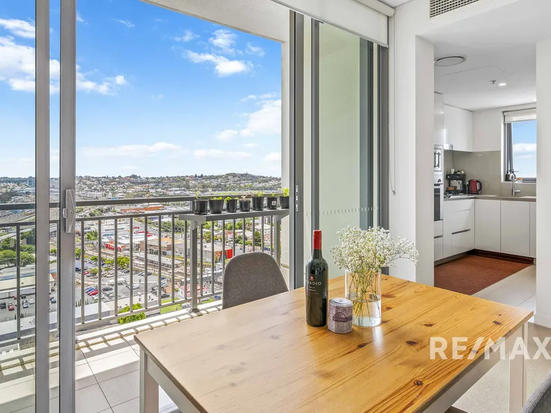 The Best Apartment in Booming Bowen Hills!
