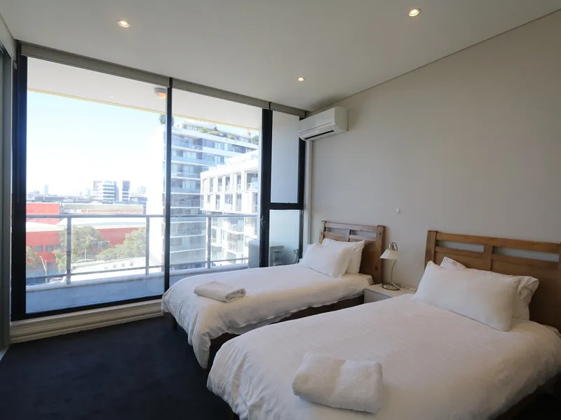 Fantastic Luxury Furnished Two Bedroom Penthouse Available in Zetland