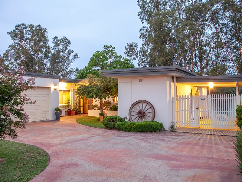 Absolute Water Frontage Relaxing lifestyle on the Mighty Murray River!