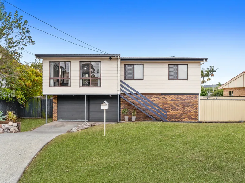 NEAT & TIDY HIGH-SET HOME WITH ENDLESS POTENTIAL & ON A SIZEABLE 687SQM BLOCK!