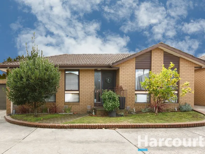 Little Brick Beauty - Combining Vintage Charm