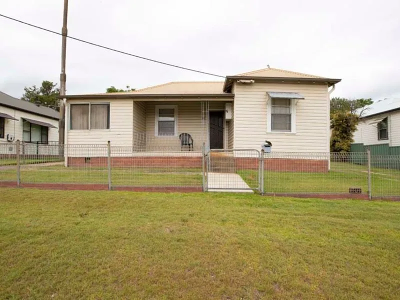 Family Home in the heart of East Maitland 
