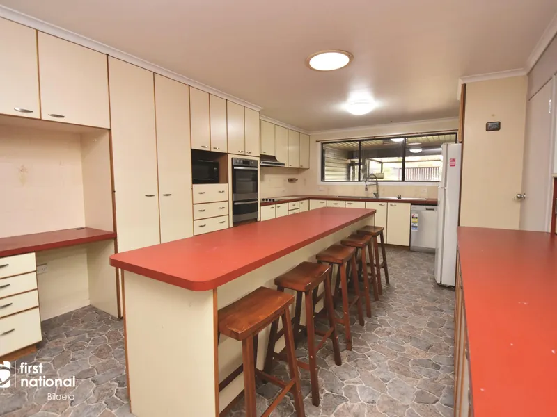 $800 RENT RETURN P/W - 8 BEDROOM HOME