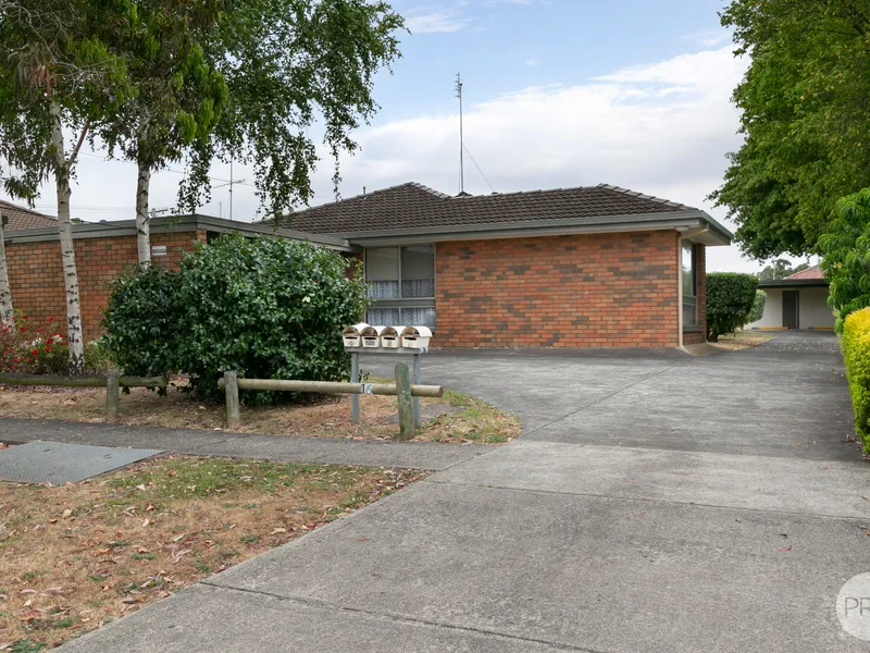 ONE BEDROOM UNIT IN BALLARAT NORTH